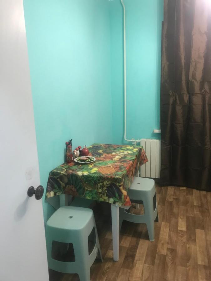Ararat-Borschagovskaya Hostel เคียฟ ภายนอก รูปภาพ