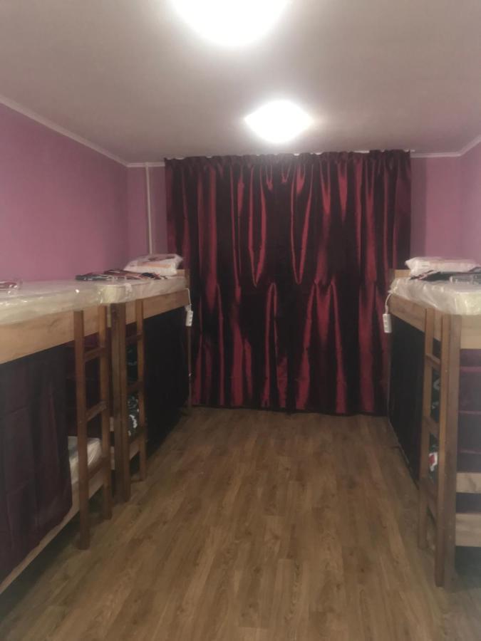 Ararat-Borschagovskaya Hostel เคียฟ ภายนอก รูปภาพ