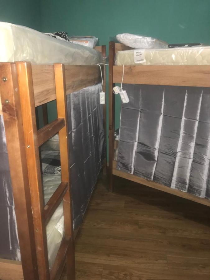Ararat-Borschagovskaya Hostel เคียฟ ภายนอก รูปภาพ